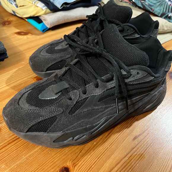 Adidas Yeezy boost 700 - Picture 6 of 7